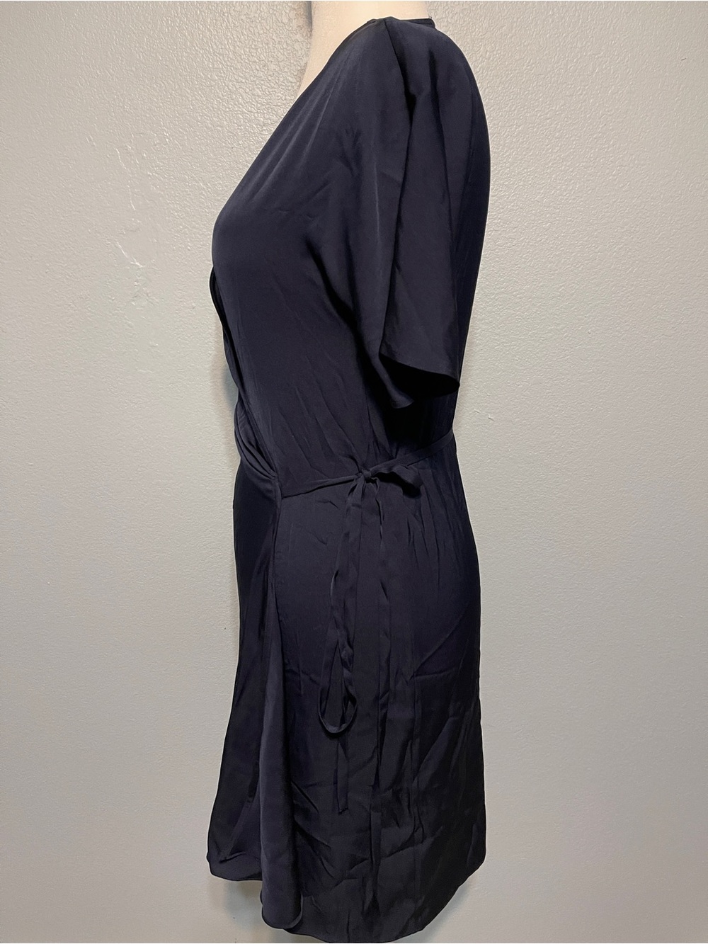 Quince Blue Silk Wrap Dress V Neck Short Sleeve Tie Waist Medium Old Money Chic - Picture 2 of 7